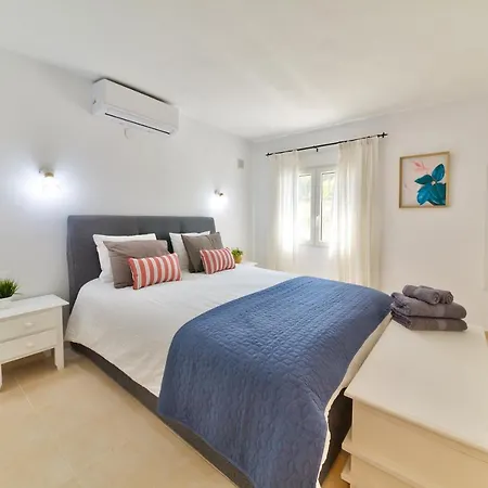 Casablanca - Miami Style For 8 Guests * Balcon del Mar