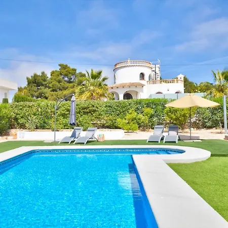 Casablanca - Miami Style For 8 Guests *